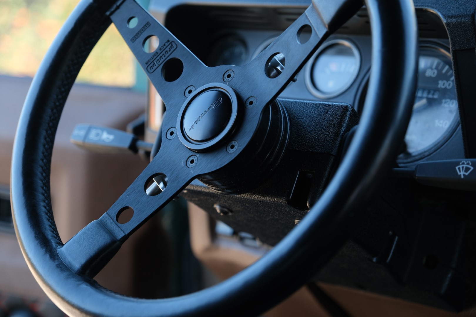 land rover defender black optimill steering wheel