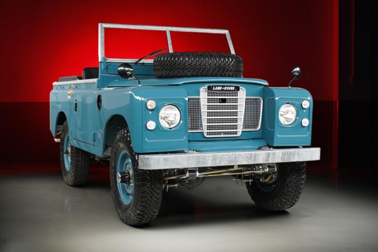 Land Rover Series 3