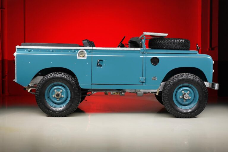 Land Rover Series 3