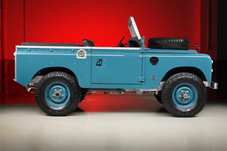 Land Rover Series 3