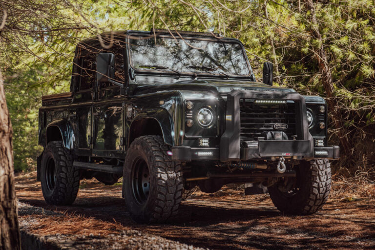 british-racing-green-land-rover-defender-miami