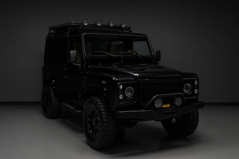 V8-Defender-90-Front-View-Dark-