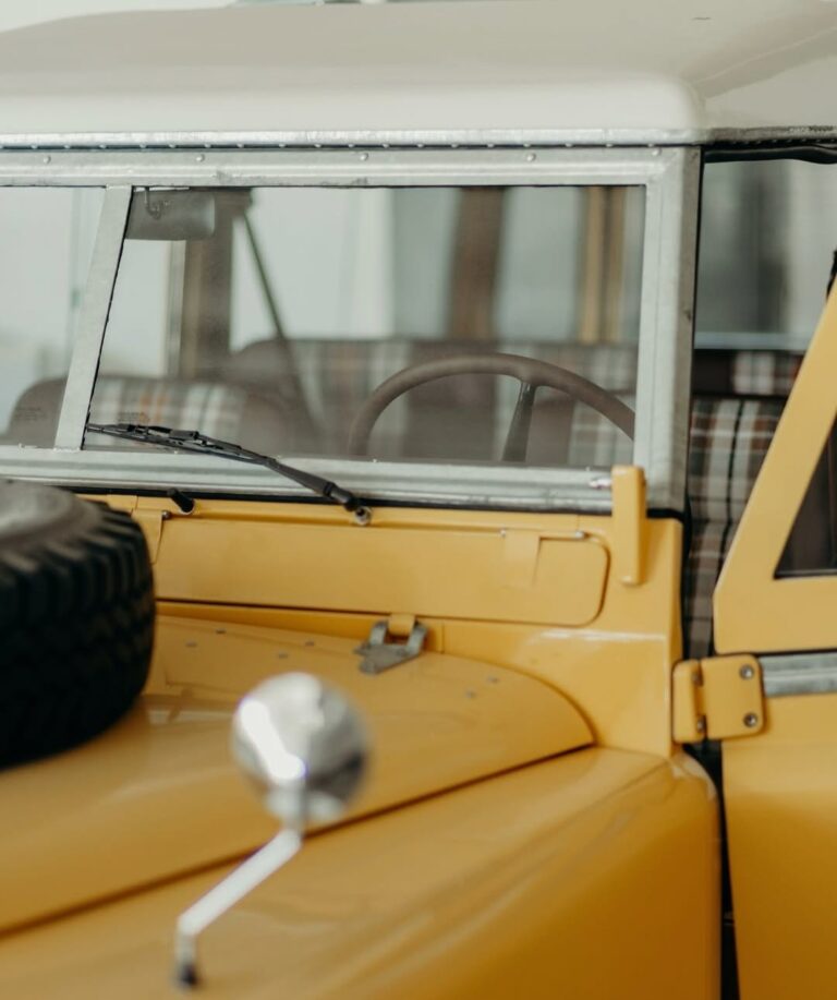Land Rover Series 3 - 109'