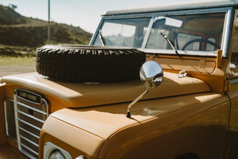 Fully Restored Land Rover Series 3 - 109'