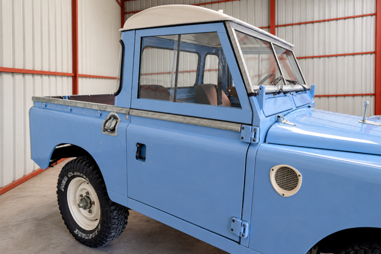 Baby blue series 3 side closeup